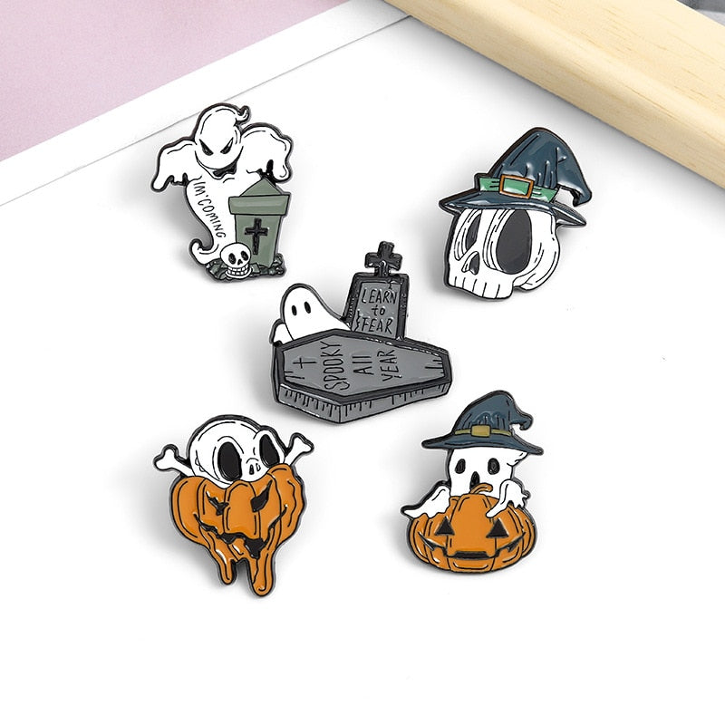 Halloween Pumpkin Ghost Metal Enamel Brooch Cute Cat Broom Moon Witch Coffee Cup Badge Pin Fun Trendy Costume Jewelry Gift BUDS