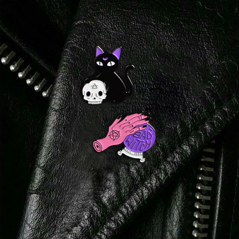 Bad Witch Needle Crystal Ball Handmade Black Cat Skull Retro Enamel Pin Brooch Badge Decorative Cowboy Halloween Jewelry