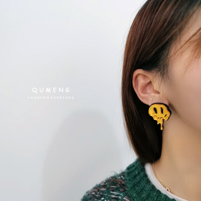 QUMENG Fashion Funny Cute Ghost Smiley Face Mirror Acrylic Stud Earrings Female New Design Personality Halloween Accessories