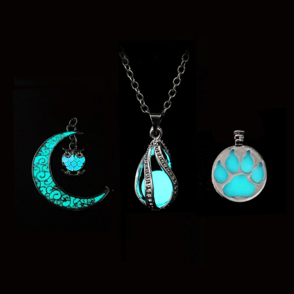 Luminous Glowing Arrow Pendant Necklace Knight Spear Necklace Glow In The Dark Pike Necklace for Women Men Halloween Gift